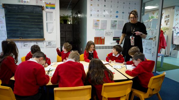Teacher teaching phonics